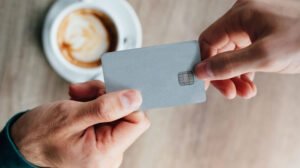 Cartão Adicional: Entenda Como Usar com Segurança e Evitar Problemas Financeiros
